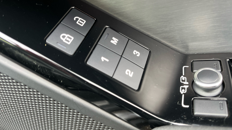 Land Rover Range Rover Velar 2.0 D200 MHEV Dynamic SE 5dr Auto Diesel Estate